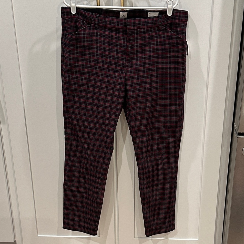 GAP Women's Plaid Skinny Pants - Black and Red